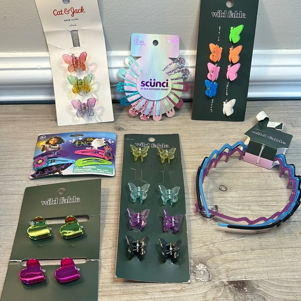 NWT Bundle of Hair Accessories